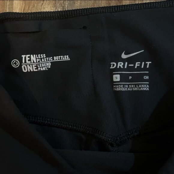 Nike Training Power Legend Capri Leggings - Picture 3 of 5